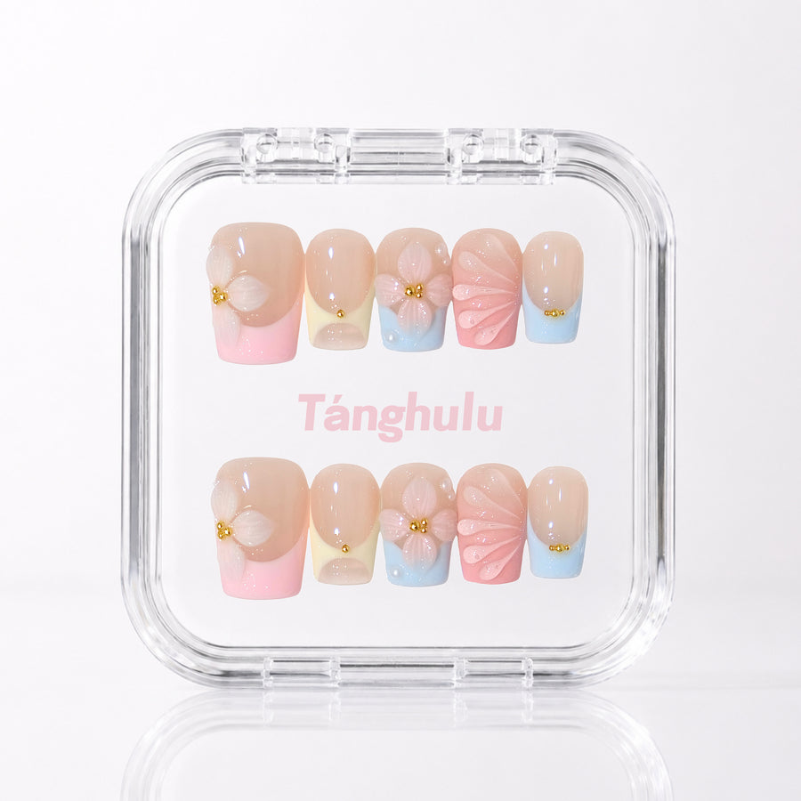 Coastal Bloom — Short Square press-on nails in Tanghulu acrylic case