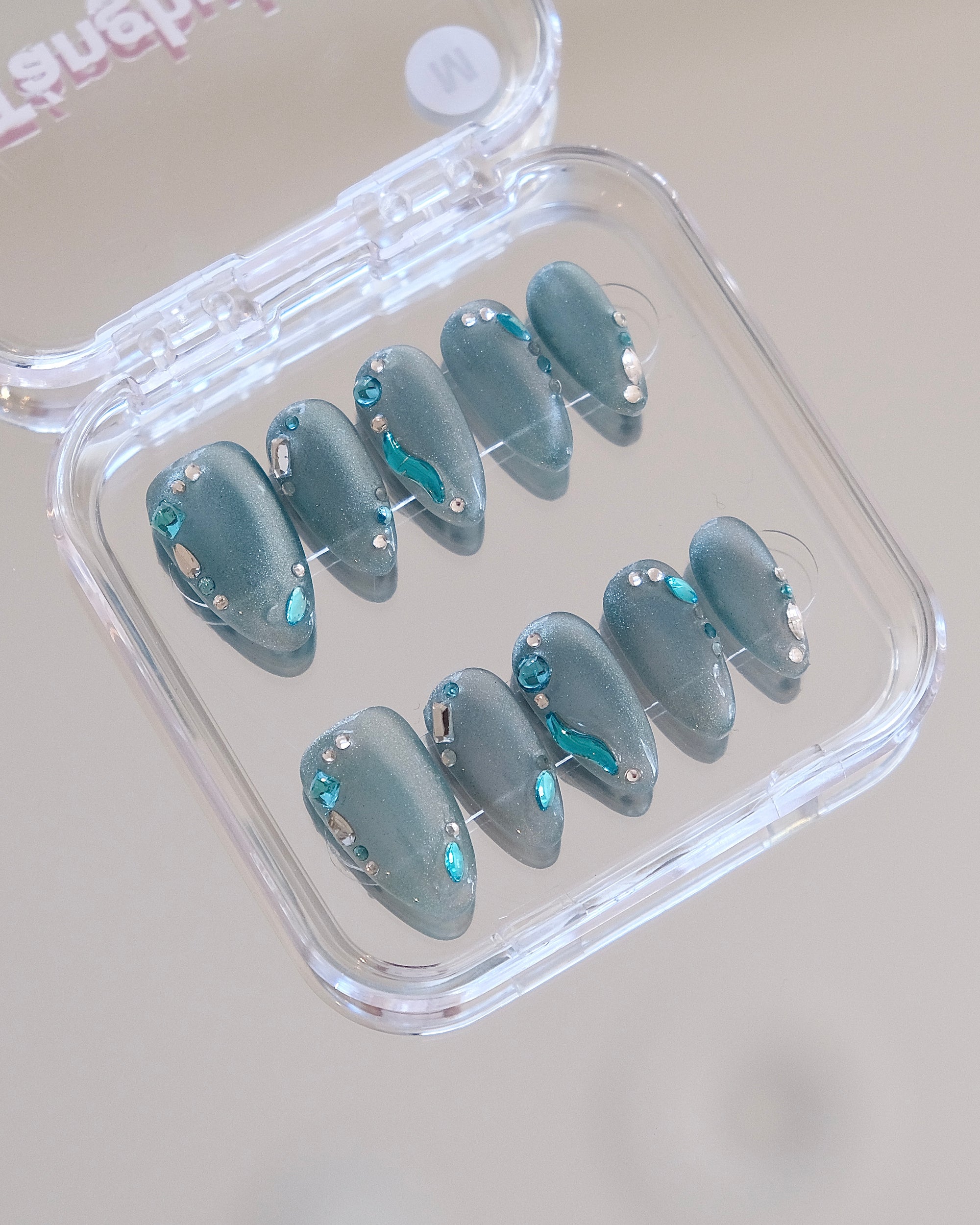 Aqua Shine