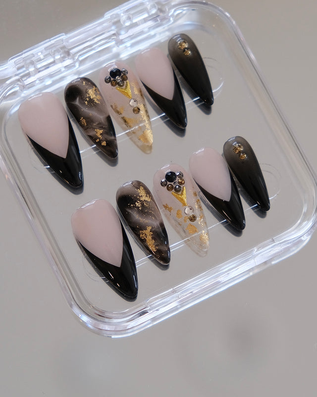 Noir Gold